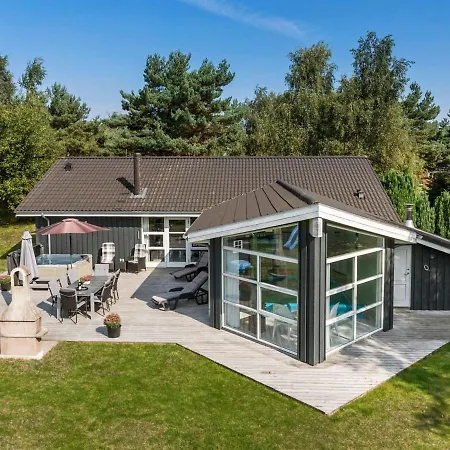 Toa - 600m From The Sea In Lolland- Falster And Mon By Interhome *