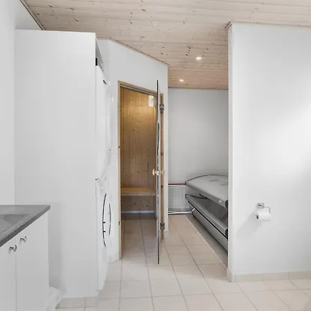 Toa - 600m From The Sea By Interhome * Bøtø By